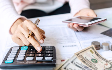 Know the differences between secured and unsecured personal loans before taking out a loan.