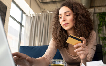 Learn how to select the best no annual fee credit cards for people with bad credit