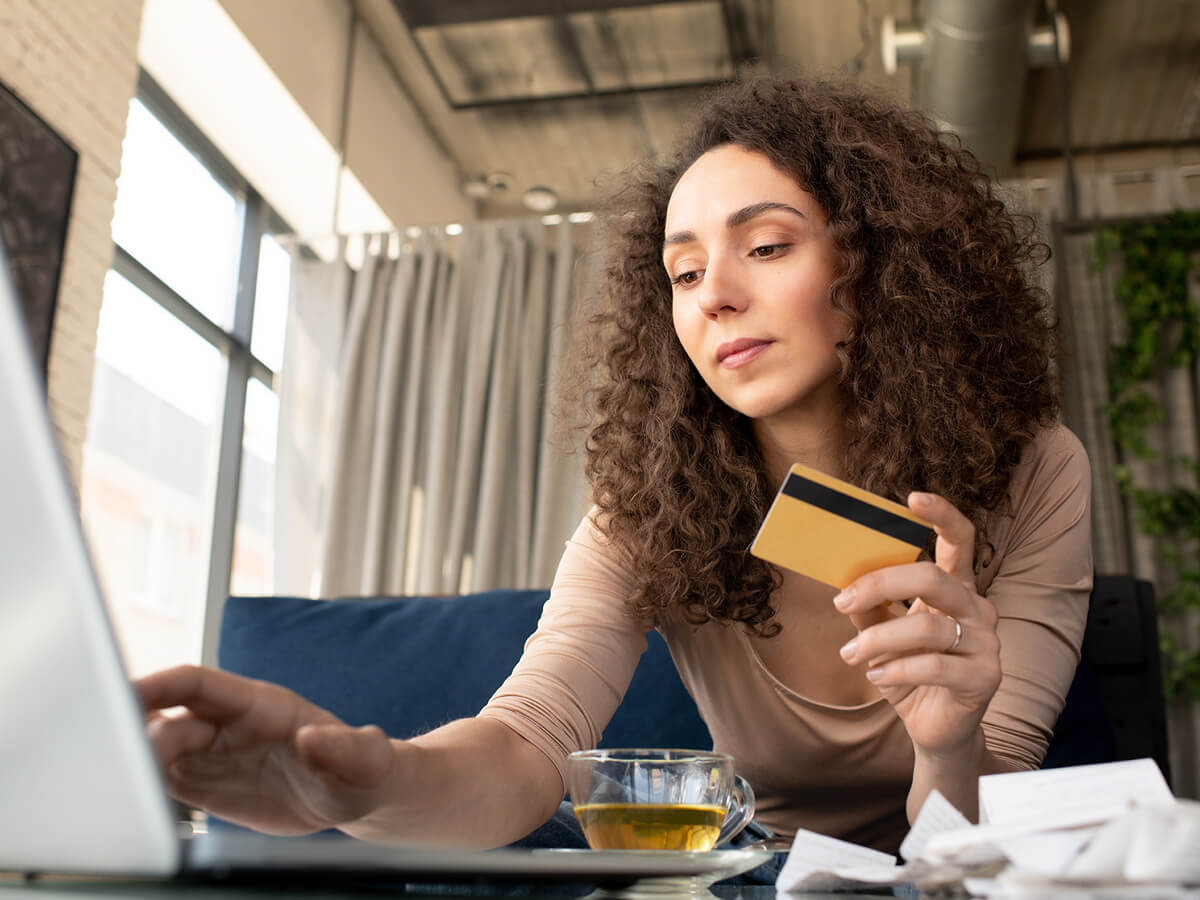 Credit Cards with No Annual Fee | Credello