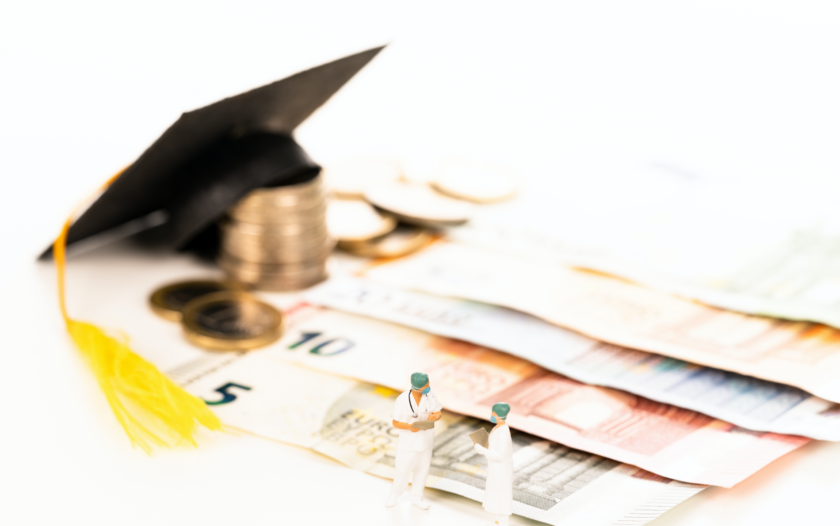 Medical School Loans: How to Consolidate & Refinance