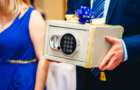 How much money should you give for a wedding